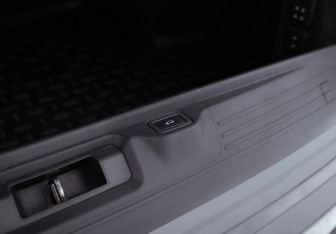 Подержанный автомобиль Land Rover Range Rover 2021 года (38 фото)