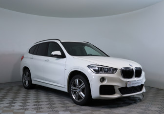 Подержанный автомобиль BMW X1 2019 года (3 фото)