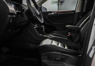 Подержанный автомобиль Volkswagen Tiguan 2021 года (26 фото)