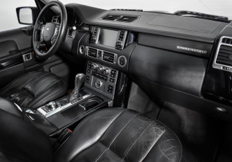 Подержанный автомобиль Land Rover Range Rover 2006 года (15 фото)