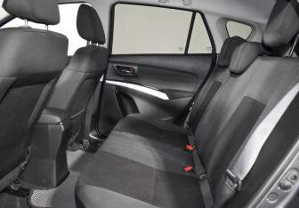 Подержанный автомобиль Suzuki SX4 Hatchback 2017 года (11 фото)