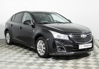 Подержанный автомобиль Chevrolet Cruze Hatchback 2013 года (3 фото)
