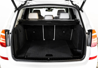 Подержанный автомобиль BMW X3 2014 года (31 фото)