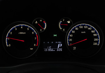 Подержанный автомобиль Suzuki SX4 Hatchback 2012 года (12 фото)