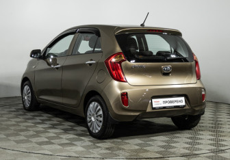 Подержанный автомобиль Kia Picanto 2013 года (7 фото)
