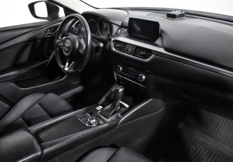 Подержанный автомобиль Mazda 6 Sedan 2017 года (13 фото)