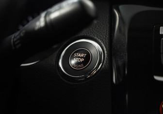 Подержанный автомобиль Nissan X-Trail 2020 года (14 фото)