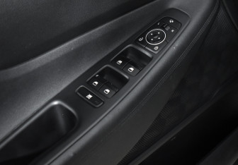 Подержанный автомобиль Hyundai Santa Fe 2019 года (10 фото)