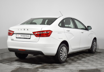 Подержанный автомобиль LADA (ВАЗ) Vesta Sedan 2017 года (5 фото)