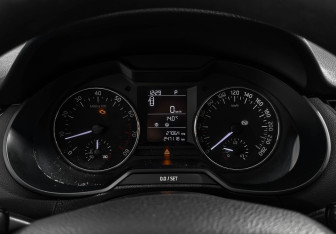 Подержанный автомобиль Skoda Octavia Liftback 2015 года (18 фото)