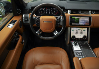 Подержанный автомобиль Land Rover Range Rover 2019 года (13 фото)