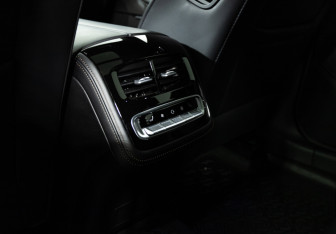 Подержанный автомобиль Exeed TXL 2023 года (33 фото)