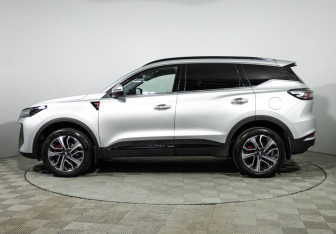 Подержанный автомобиль Chery Tiggo 7 Pro Max 2024 года (8 фото)