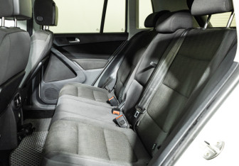 Подержанный автомобиль Volkswagen Tiguan 2012 года (10 фото)