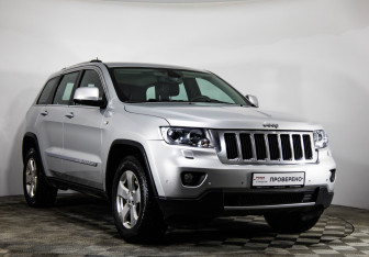Подержанный автомобиль Jeep Grand Cherokee 2012 года (3 фото)