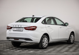 Подержанный автомобиль LADA (ВАЗ) Vesta Sedan 2023 года (5 фото)