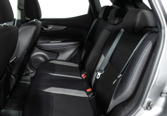 Подержанный автомобиль Nissan Qashqai 2021 года (10 фото)