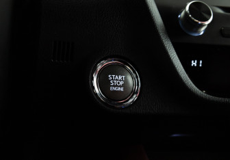 Подержанный автомобиль Lexus RX 2017 года (23 фото)