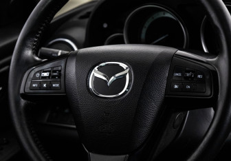 Подержанный автомобиль Mazda 6 Sedan 2012 года (12 фото)