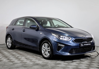 Подержанный автомобиль Kia Ceed Hatchback 2019 года (3 фото)