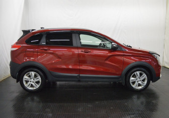 Подержанный автомобиль LADA (ВАЗ) XRAY 2021 года (4 фото)