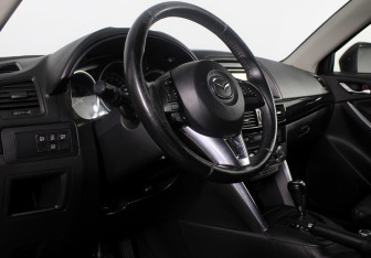 Подержанный автомобиль Mazda CX-5 2013 года (14 фото)