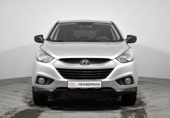 Подержанный автомобиль Hyundai ix35 2011 года (2 фото)