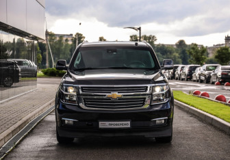 Подержанный автомобиль Chevrolet Tahoe 2016 года (4 фото)