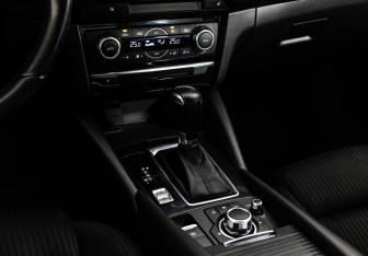 Подержанный автомобиль Mazda 6 Sedan 2018 года (13 фото)