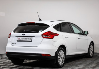 Подержанный автомобиль Ford Focus Hatchback 2018 года (5 фото)