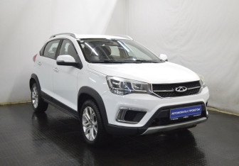Подержанный автомобиль Chery Tiggo 2 2017 года (3 фото)