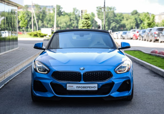 Подержанный автомобиль BMW Z4 Roadster 2020 года (4 фото)