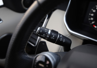 Подержанный автомобиль Land Rover Range Rover Sport 2021 года (24 фото)