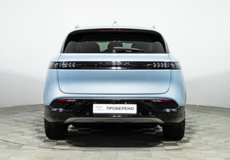 Подержанный автомобиль Voyah Free 2021 года (6 фото)