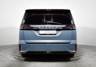 Подержанный автомобиль Voyah Dream 2023 года (6 фото)