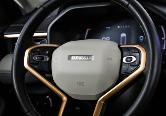 Подержанный автомобиль Haval Jolion 2023 года (13 фото)