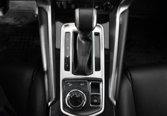 Подержанный автомобиль Mitsubishi Pajero Sport 2019 года (12 фото)