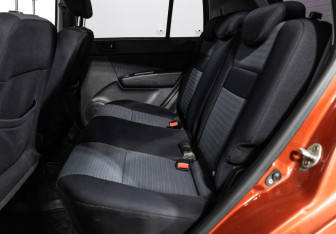 Подержанный автомобиль Hyundai Getz 2008 года (10 фото)