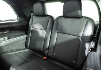 Подержанный автомобиль LiXiang L9 2024 года (18 фото)