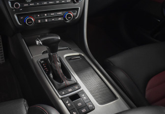 Подержанный автомобиль Kia Optima Sedan 2019 года (19 фото)