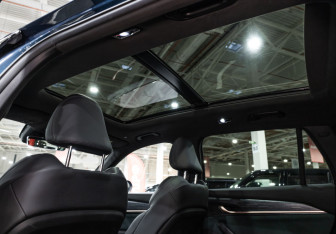 Подержанный автомобиль Geely Monjaro 2023 года (29 фото)