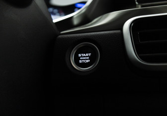 Подержанный автомобиль Geely Coolray 2024 года (19 фото)