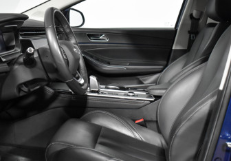 Подержанный автомобиль Omoda S5 2023 года (11 фото)