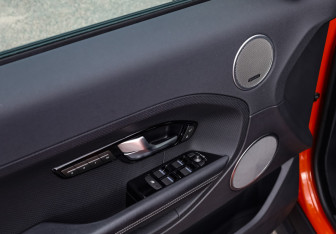 Подержанный автомобиль Land Rover Range Rover Evoque 2014 года (28 фото)