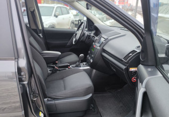 Подержанный автомобиль Land Rover Freelander 2010 года (22 фото)