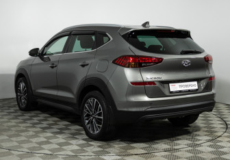 Подержанный автомобиль Hyundai Tucson 2019 года (7 фото)