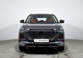 Подержанный автомобиль Changan UNI-S 2024 года (2 фото)