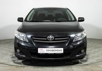 Подержанный автомобиль Toyota Corolla Sedan 2008 года (2 фото)
