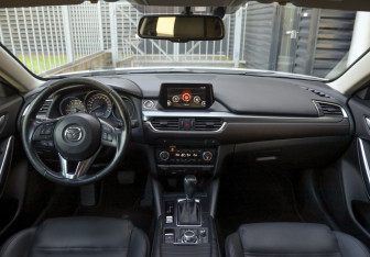 Подержанный автомобиль Mazda 6 Sedan 2016 года (11 фото)