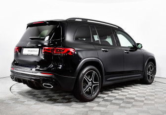 Подержанный автомобиль Mercedes-Benz GLB 2020 года (5 фото)